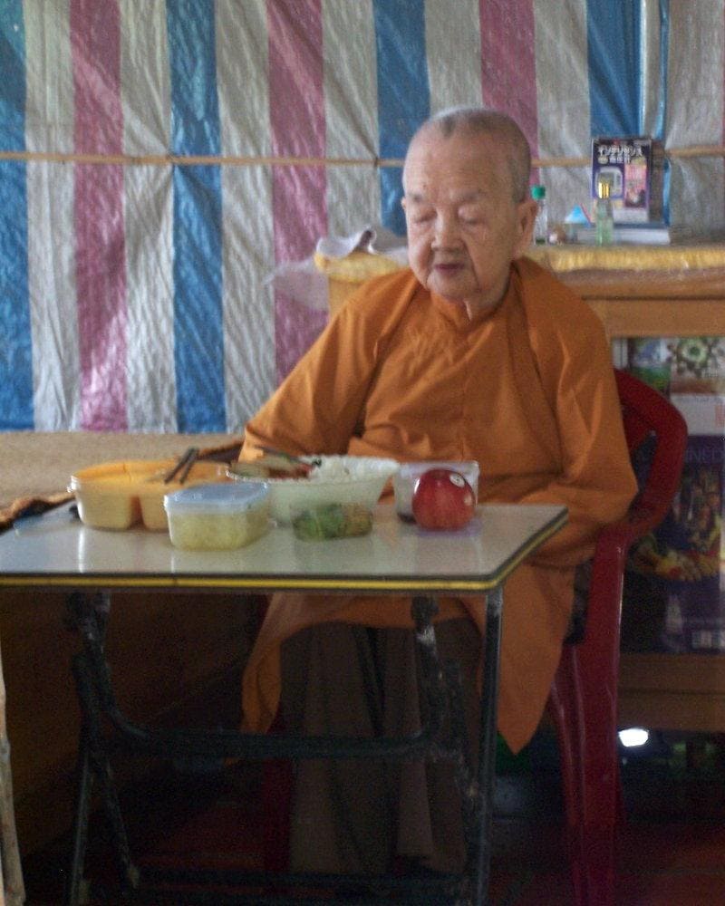 Sư cô Huệ Ân
