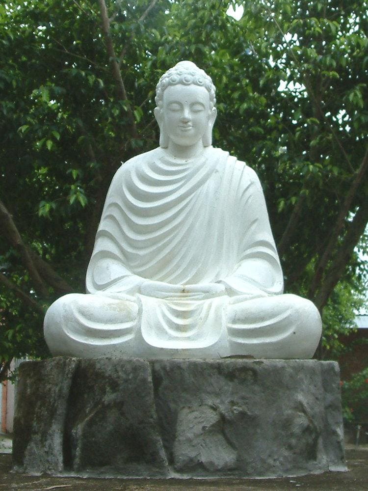 Tượng Phật trong Chùa Am